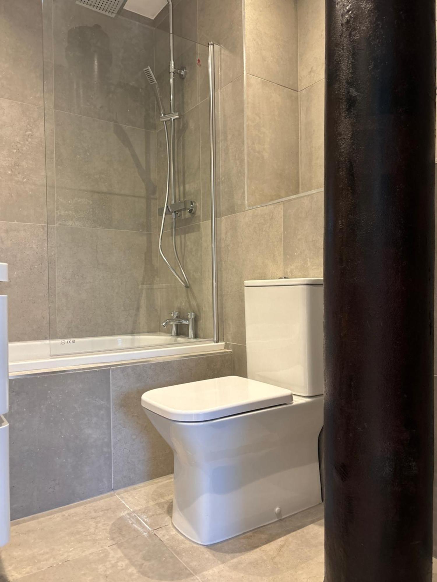 Manchester Apt, Free Parking, Business, Couples & Families Экстерьер фото